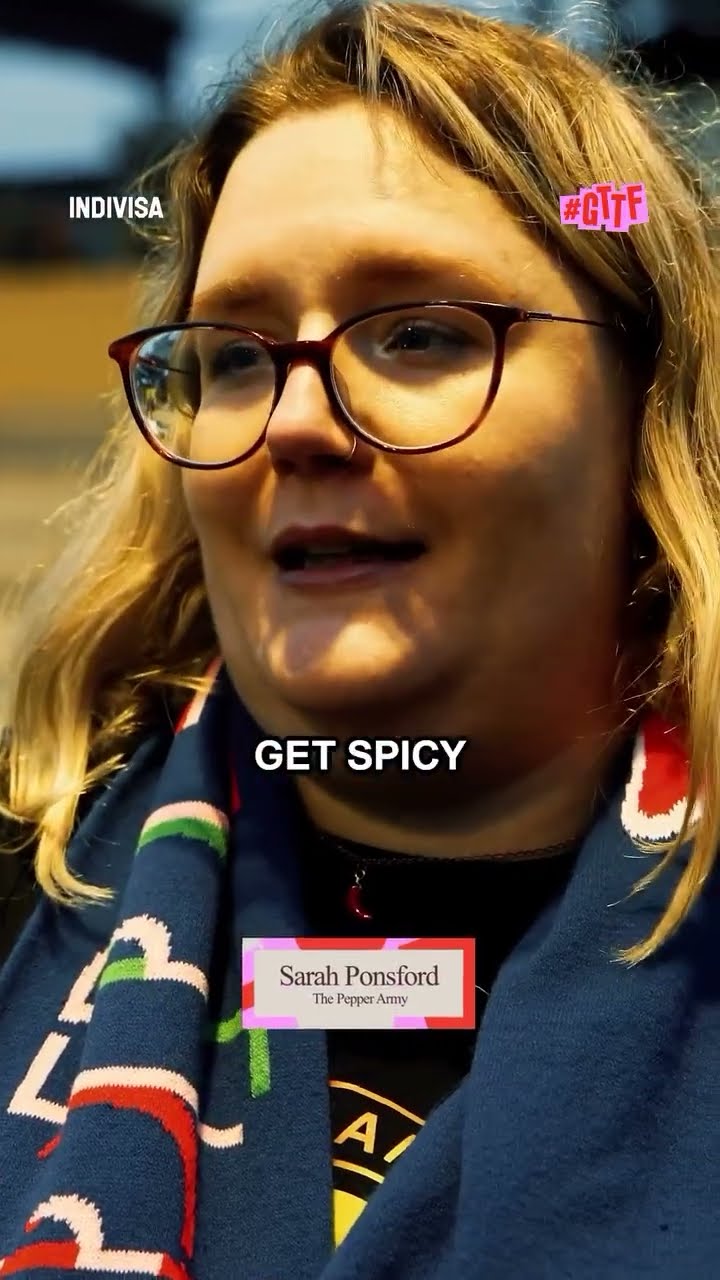 记者：利兹联想签霍伊伦并不属实 球员想留在曼联.