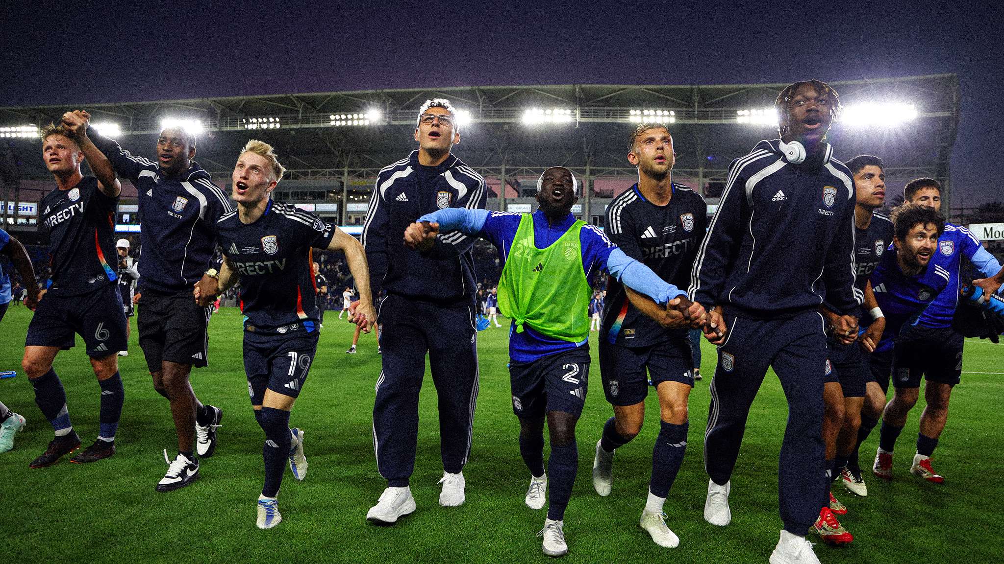 巴薩工資帽急劇下滑至2.7億歐元 資產出售未達預期影響財務狀況.