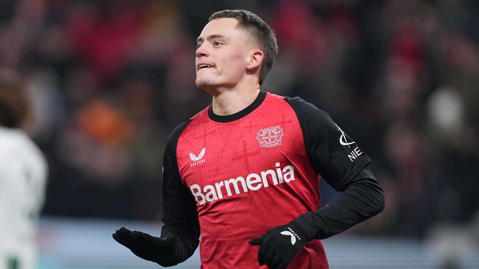 TA：曼联已经任命克里斯托弗·维维尔为新的招聘总监.